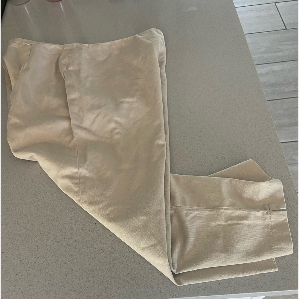 Tan capris